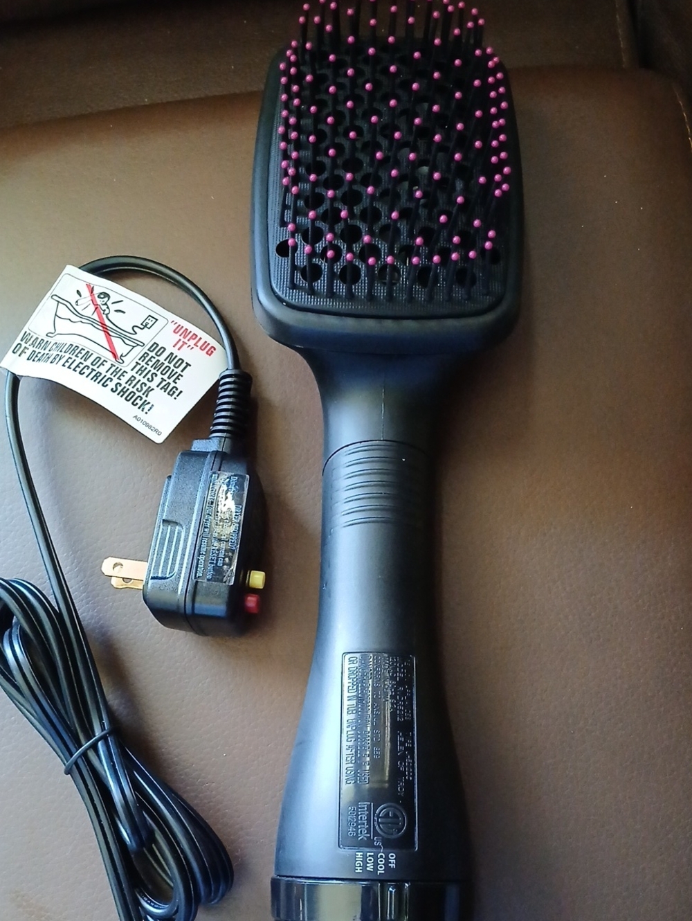 Revlon Black Hair Straightening Brush with Pink Pin Tips.OUT THE BOX NEW.
